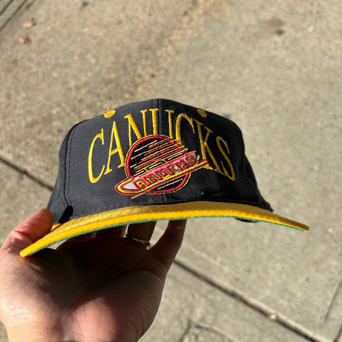 Vintage Vancouver Canucks StrapBack Hat