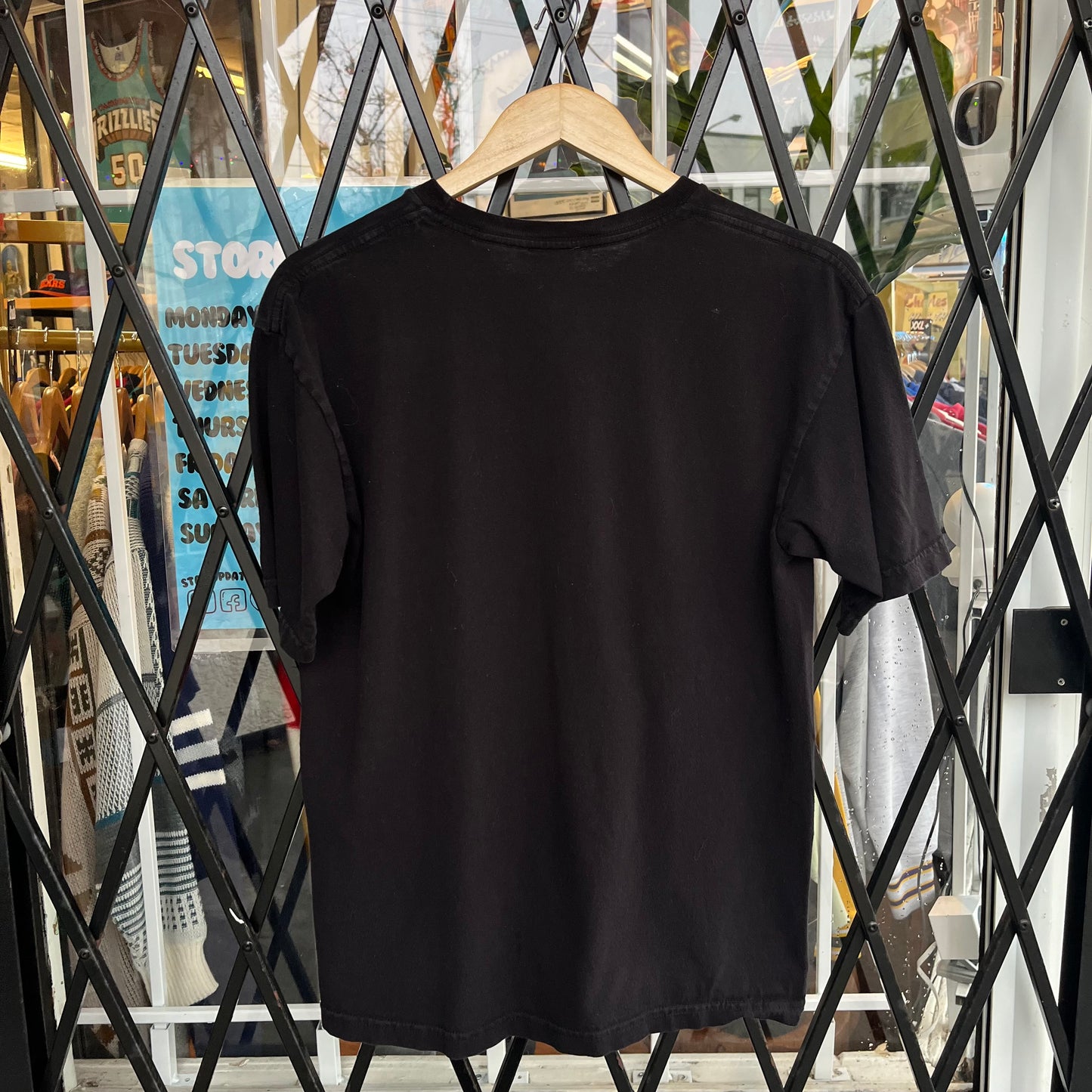 2000’s Albert Einstein Universe Tee - Size M