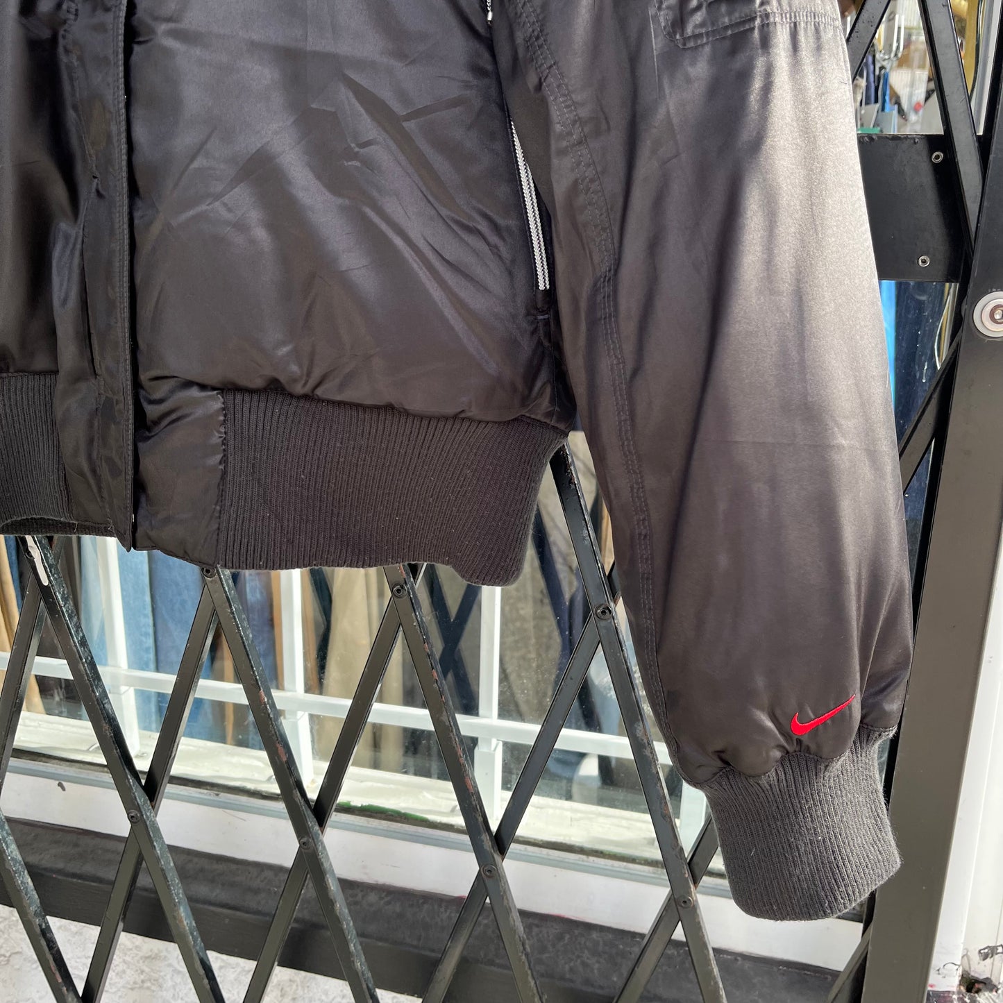 Y2K Nike Down Fur Bomber Jacket - Size Womens L