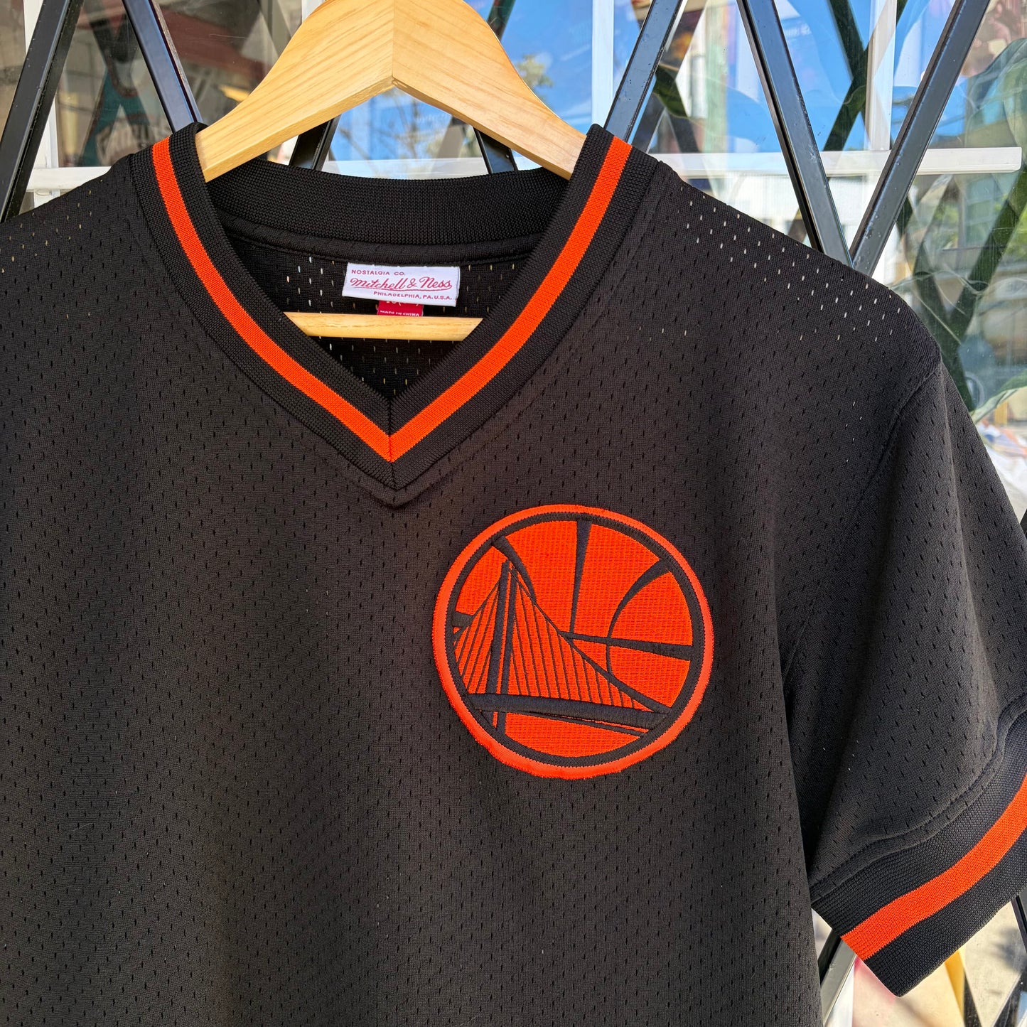 Mitchell & Ness Golden State Warriors Mesh Jersey - Size M