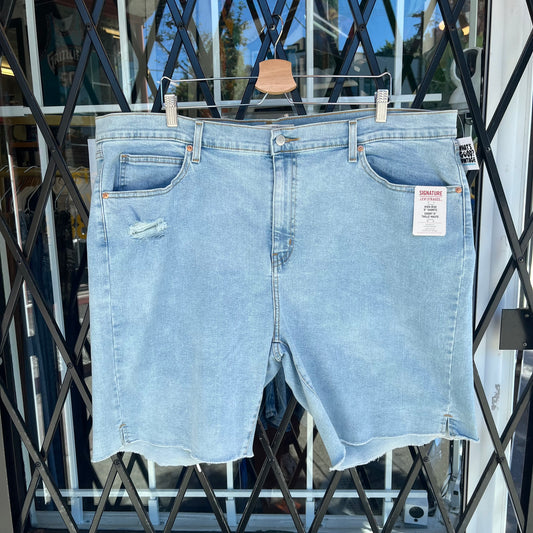 Deadstock Levi’s Denim Shorts - Size 24 Women’s