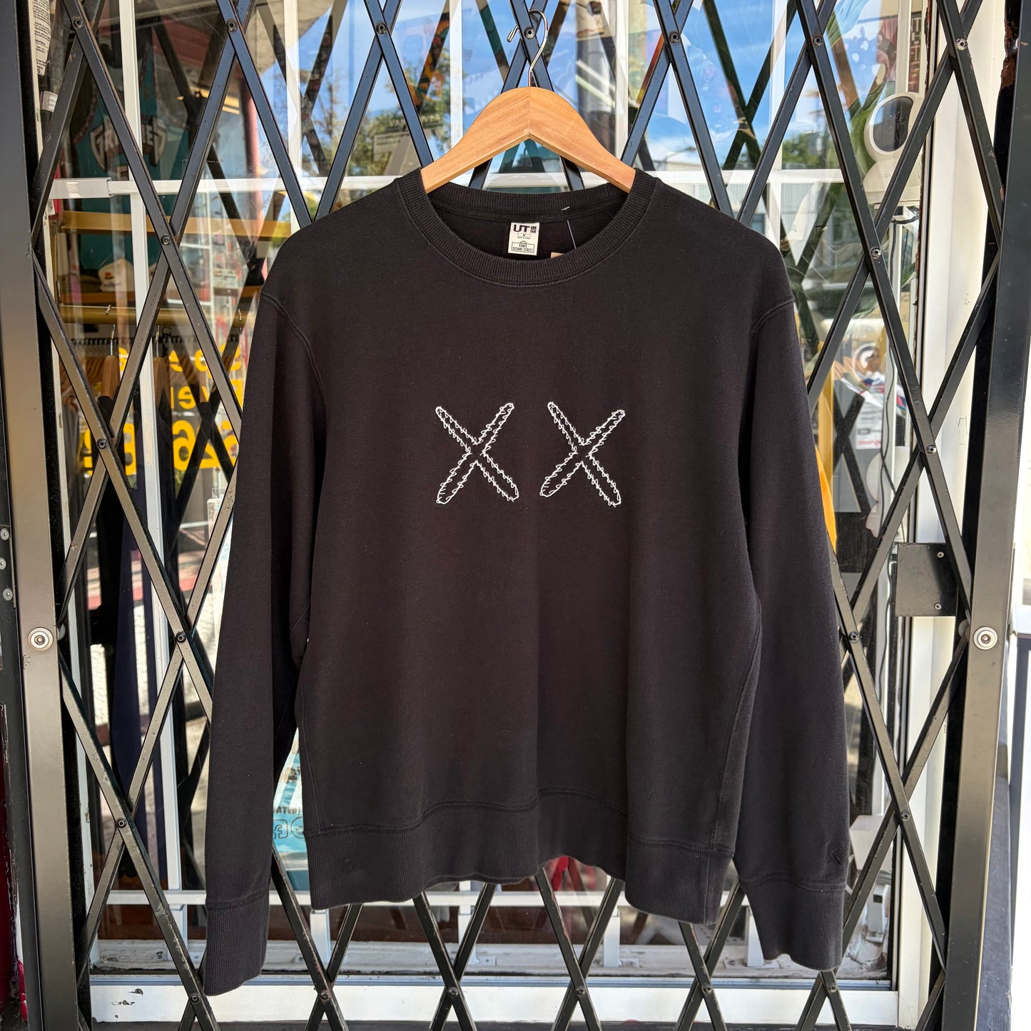Laws x Uniqlo Sesame Street Crewneck - Size M