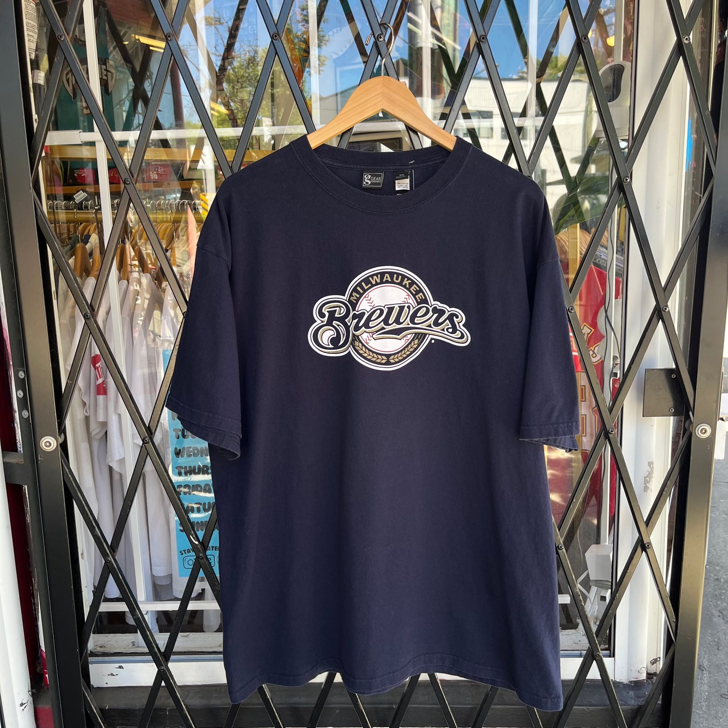 Vintage Milwaukee Brewers Tee - Size XXL