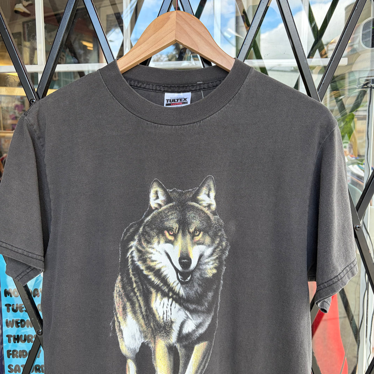 Vintage Wolf Tee - Size M