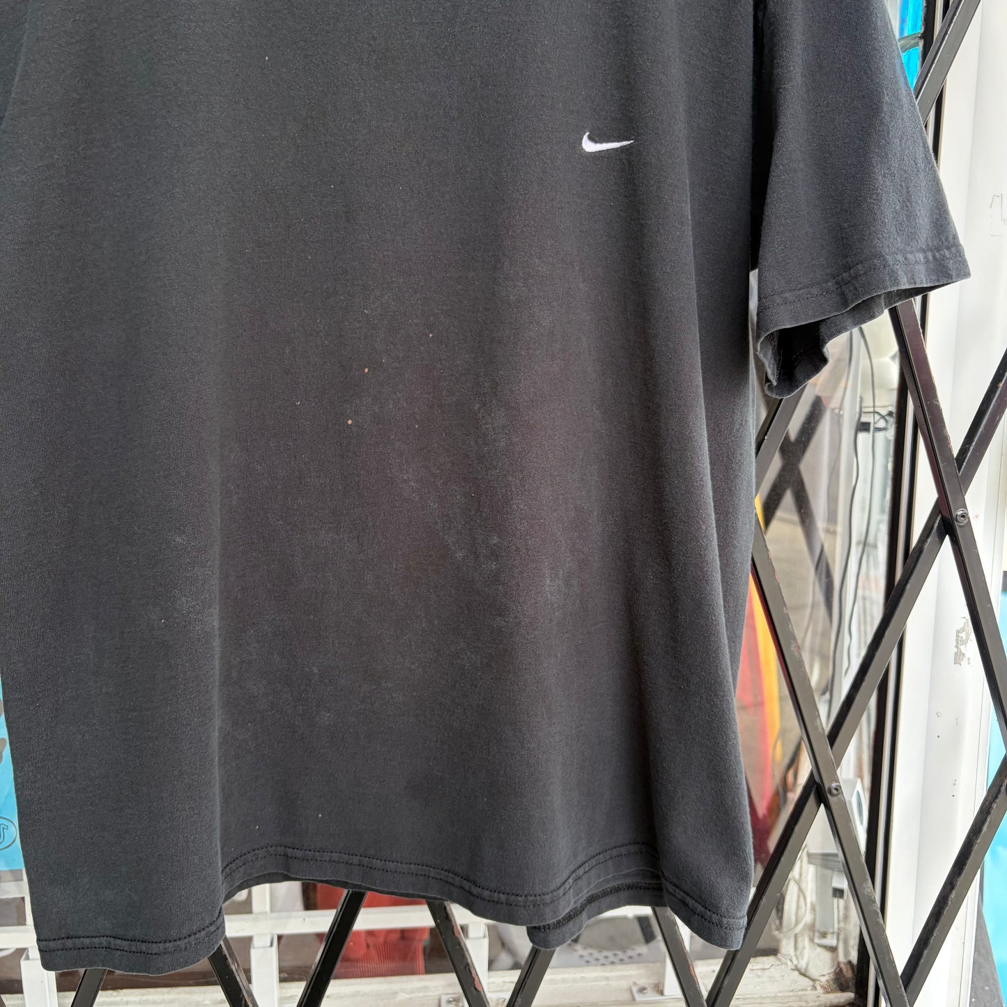Vintage Nike Essential Tee - Size Women’s XLpit