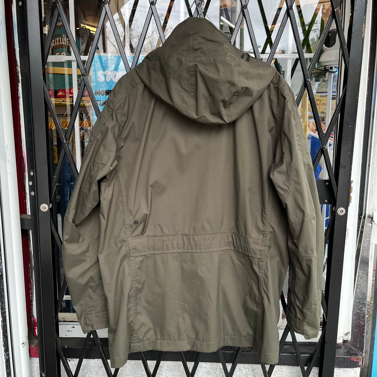 Lululemon Utility Rain Coat - Size XL