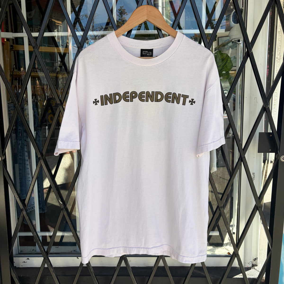 Y2K Independent Trucks Skateboarding Tee - Size L