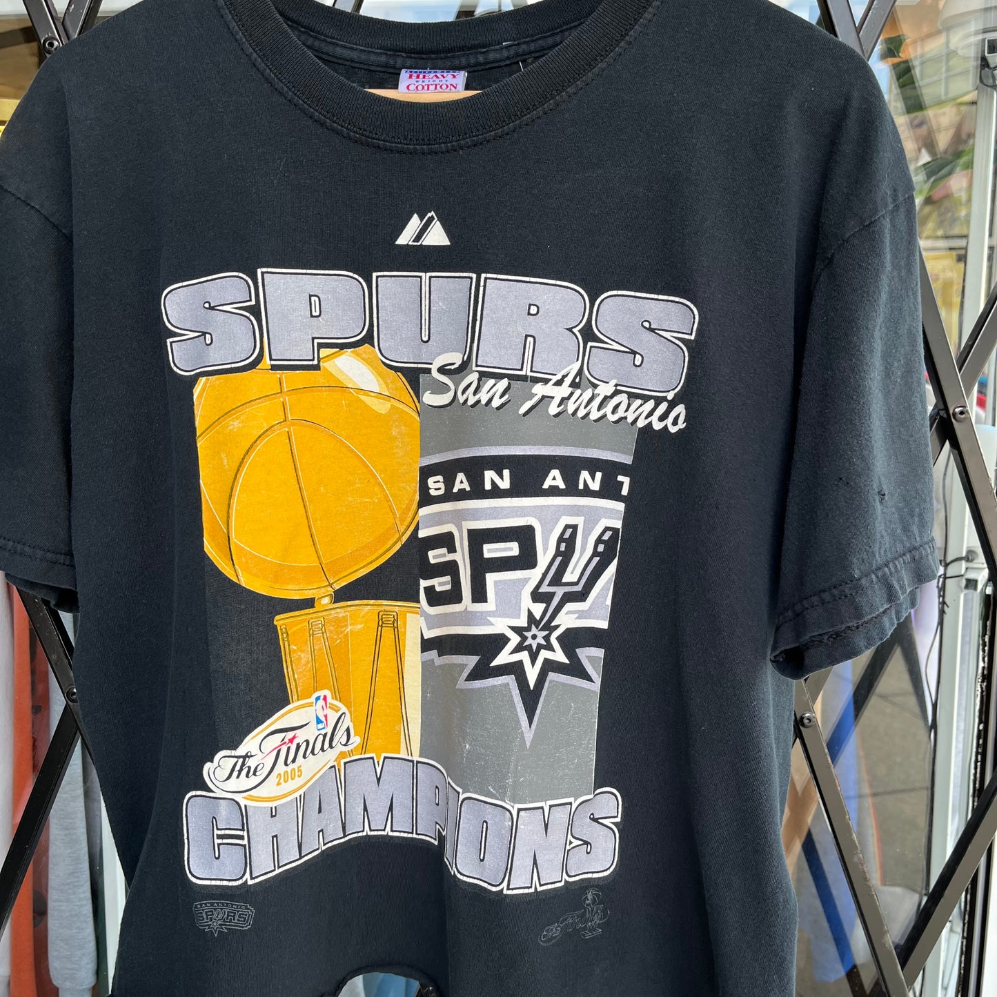 2005 San Antonio Spurs Championship Cropped Tee - Size L