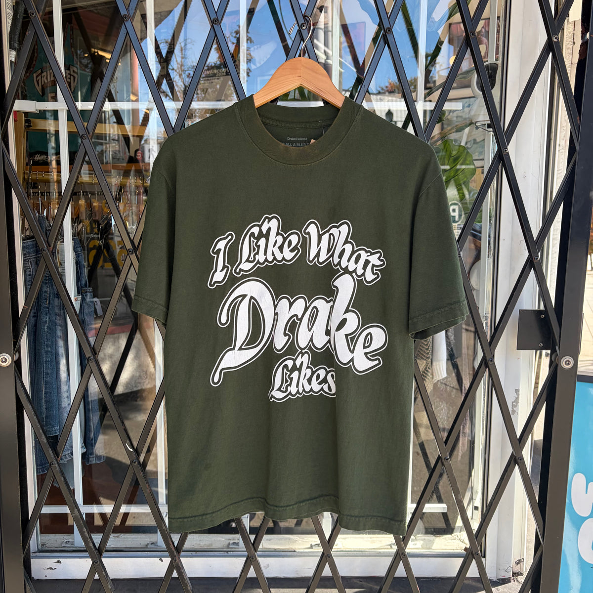 2023 Drake IAAB Tour Tee - Size S – What's Good? Vintage