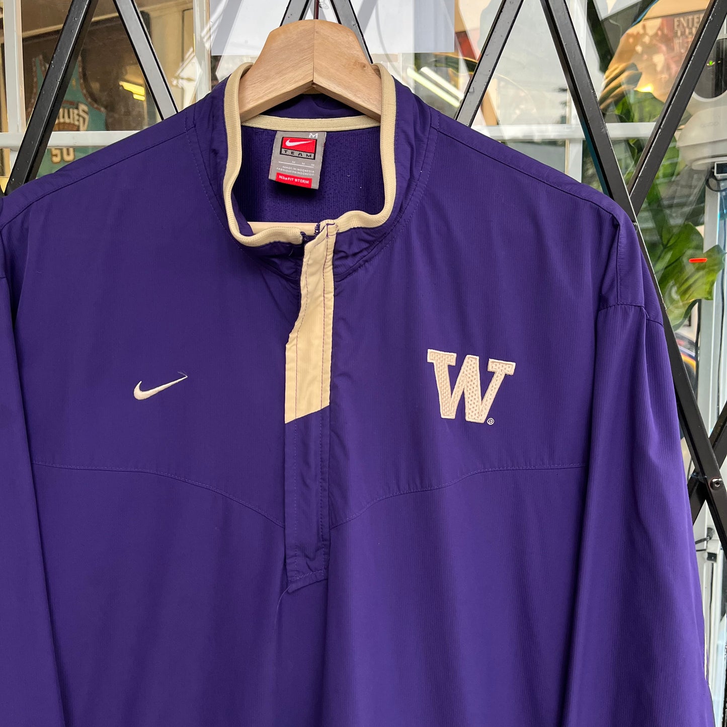 Nike Washington Huskies Pullover Windbreaker - Size M