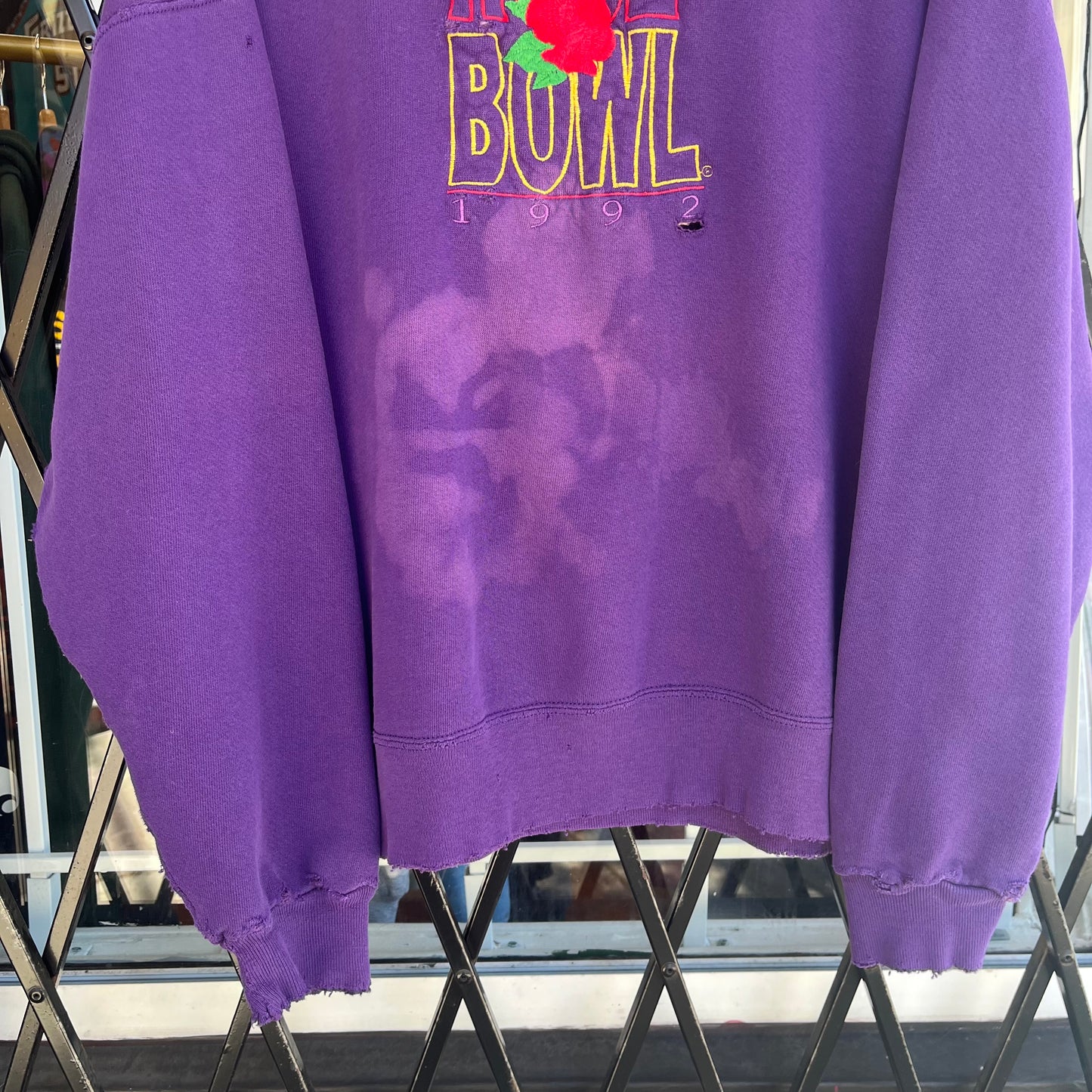 Distressed 1992 Huskies Rose Bowl Turtleneck Sweater - Size XL