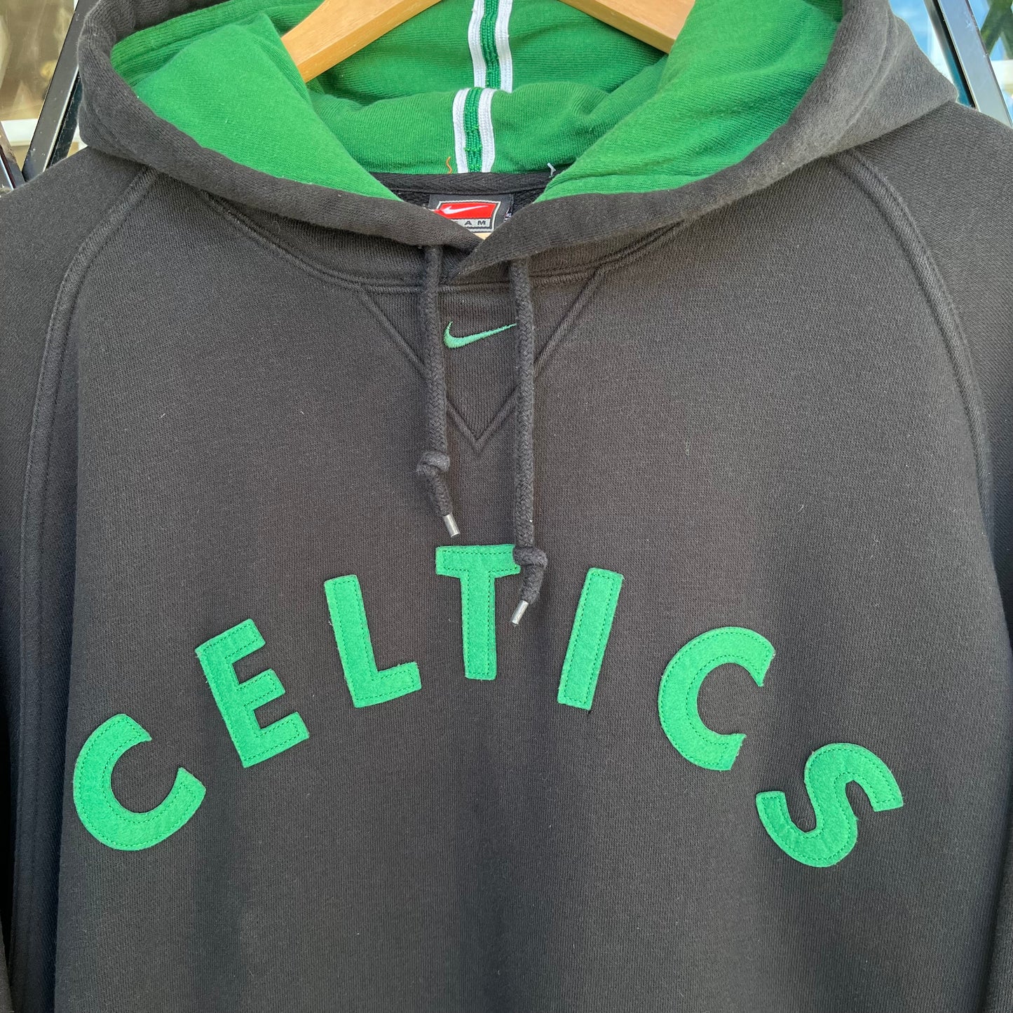 2000’s Nike Boston Celtics Hoodie - Size XL