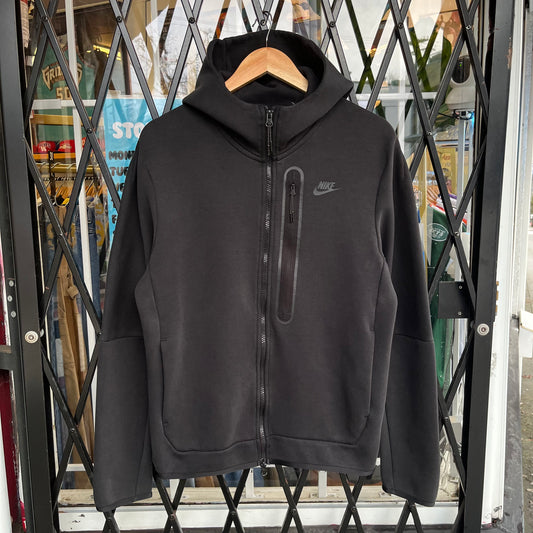 Nike Tech fleece Hoodie - Size M