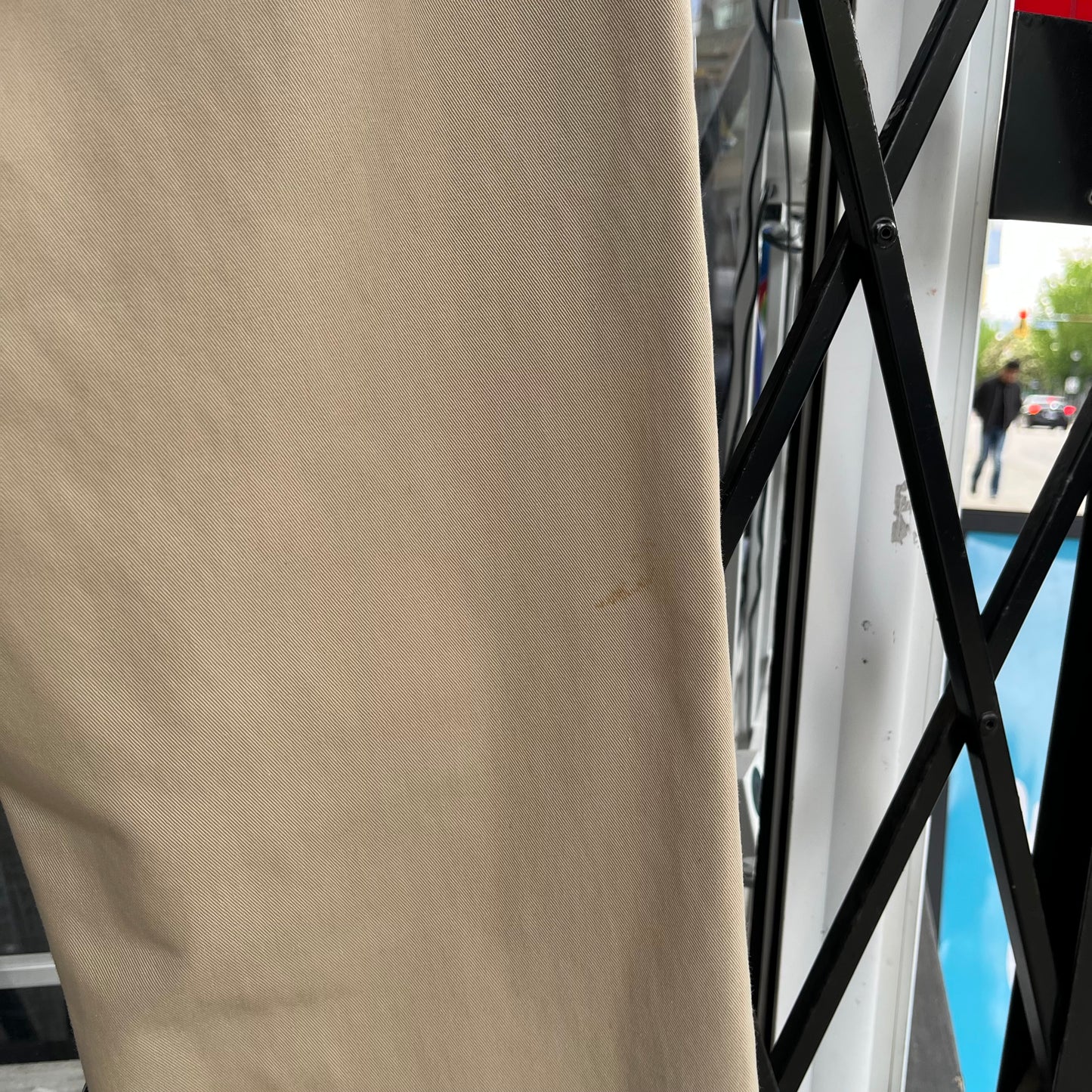 Supreme Khaki Pants - Size 32W x 32L