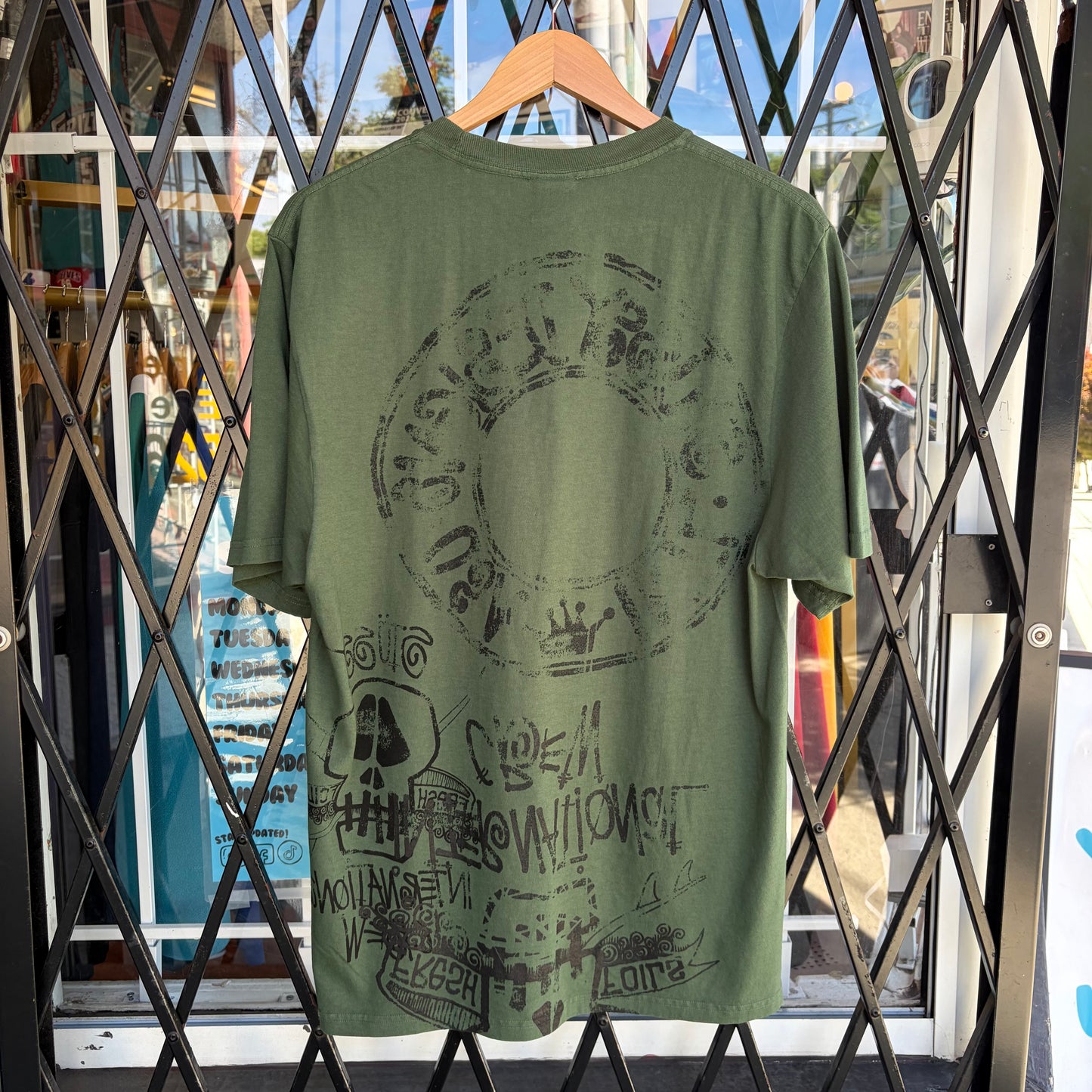 Stussy Skulls Tee Pine - Size L