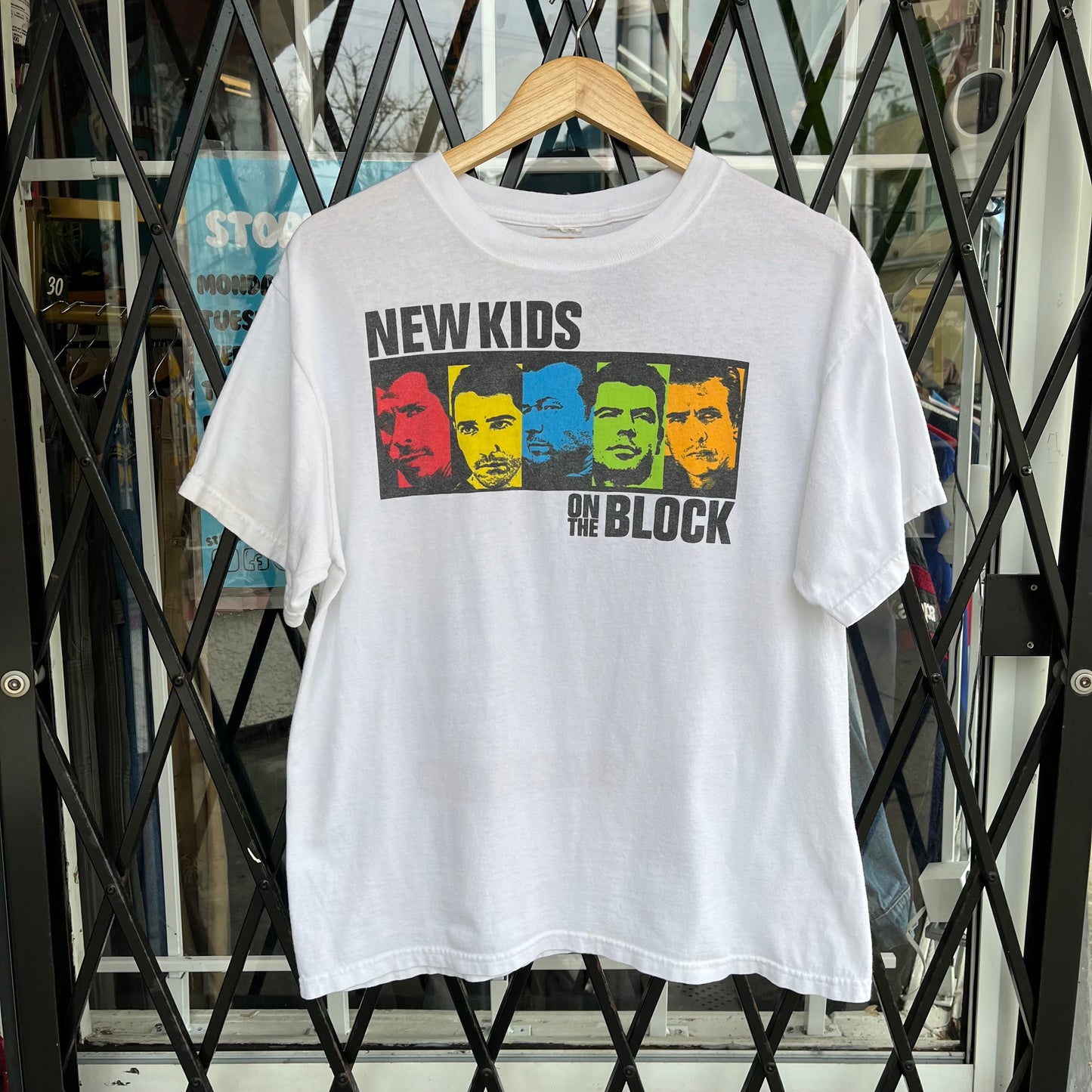 2009 New Kids on the Block Tour Tee - Size L