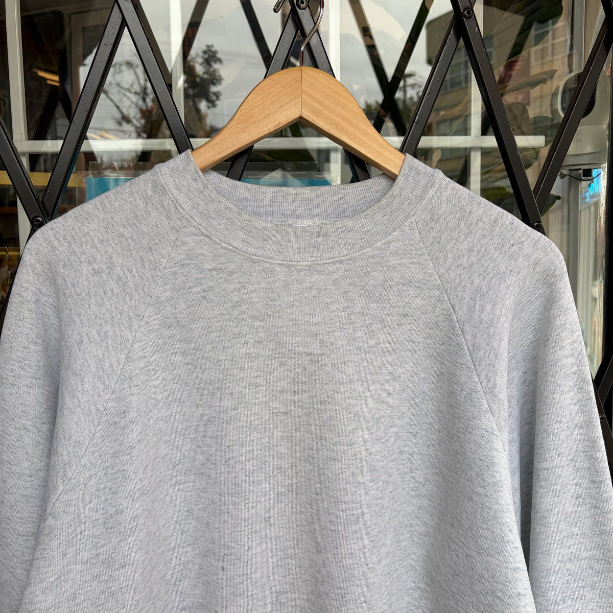 Vintage Blank Crewneck - Size XL