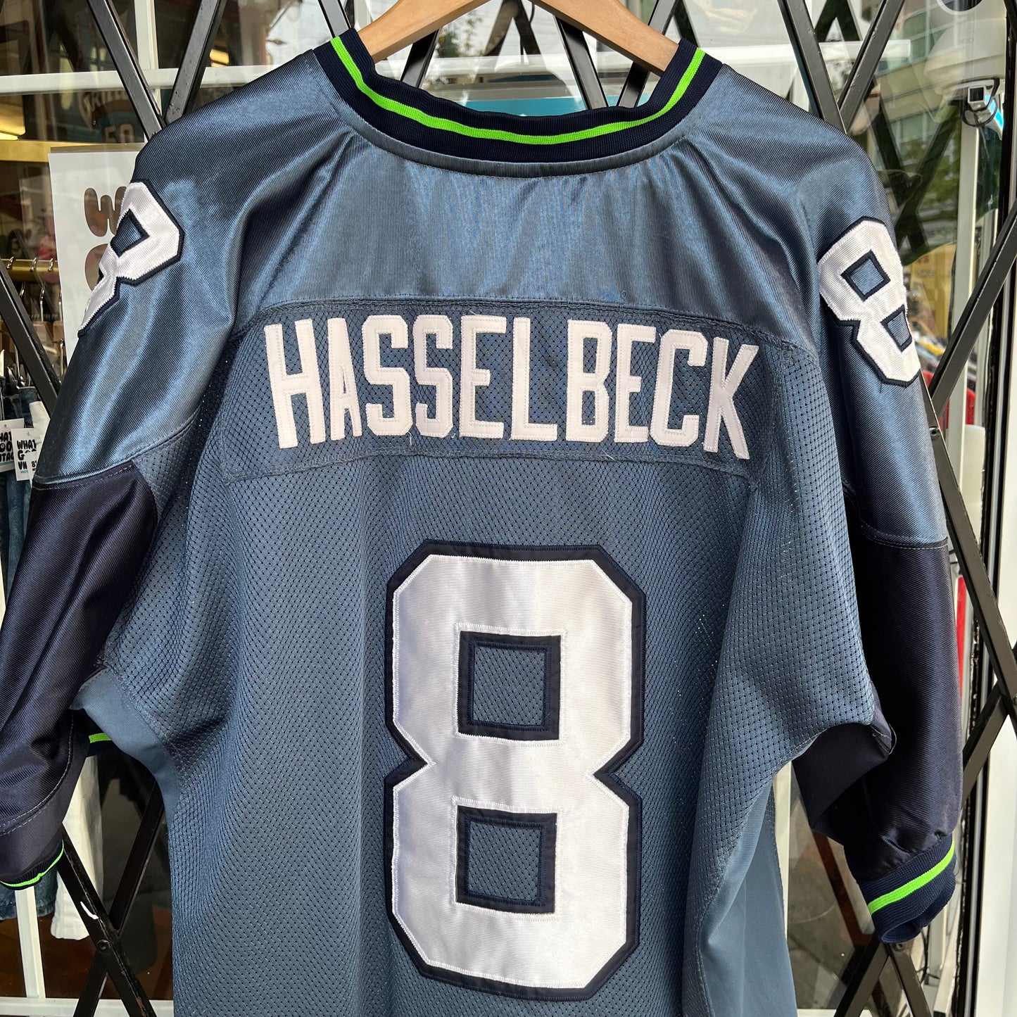 Vintage Seattle Seahawks Matt Hasselbeck Authentic Stitched Jersey - Size XXXL