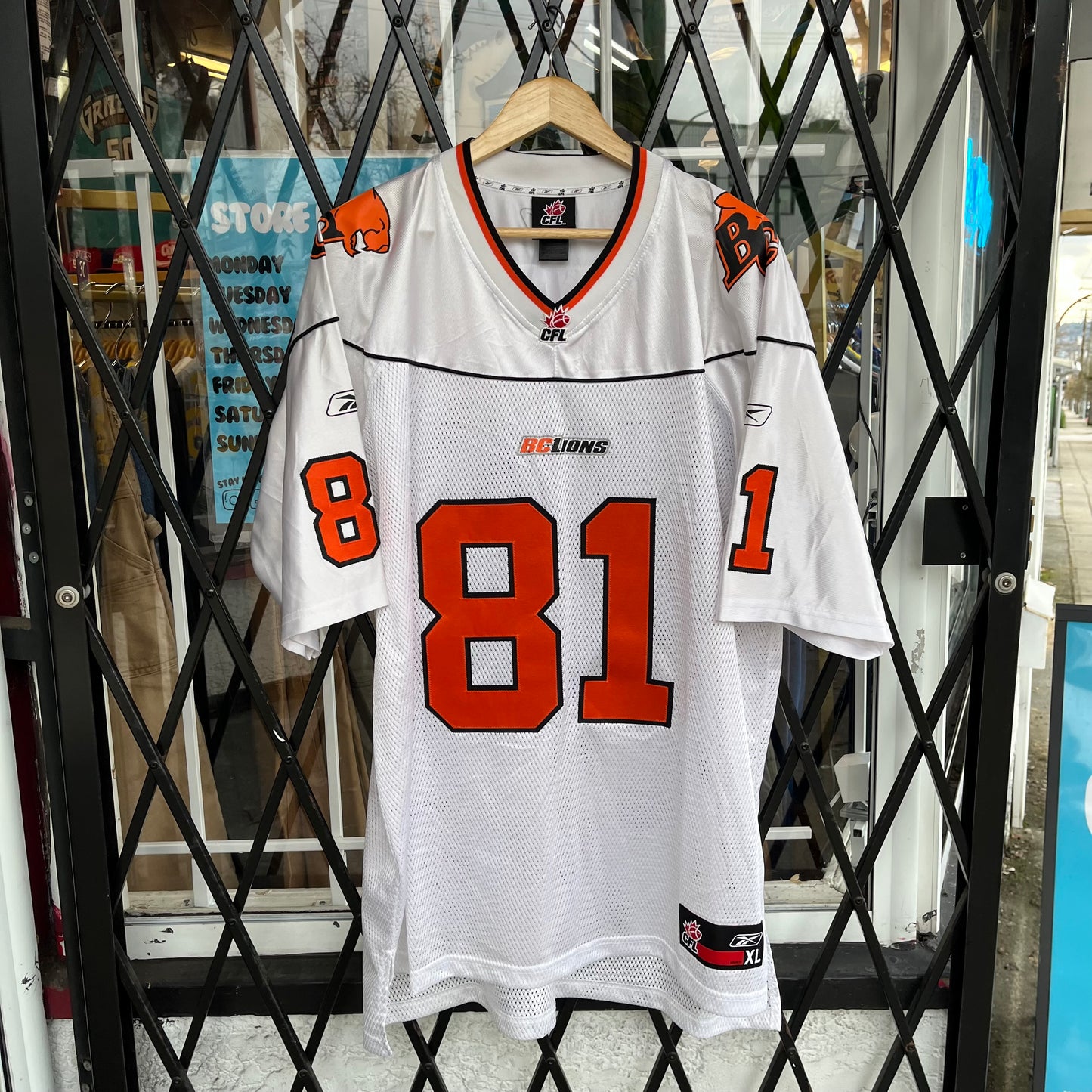 2000’s BC Lions Geroy Simon Authentic Stitched Jersey - Size XL