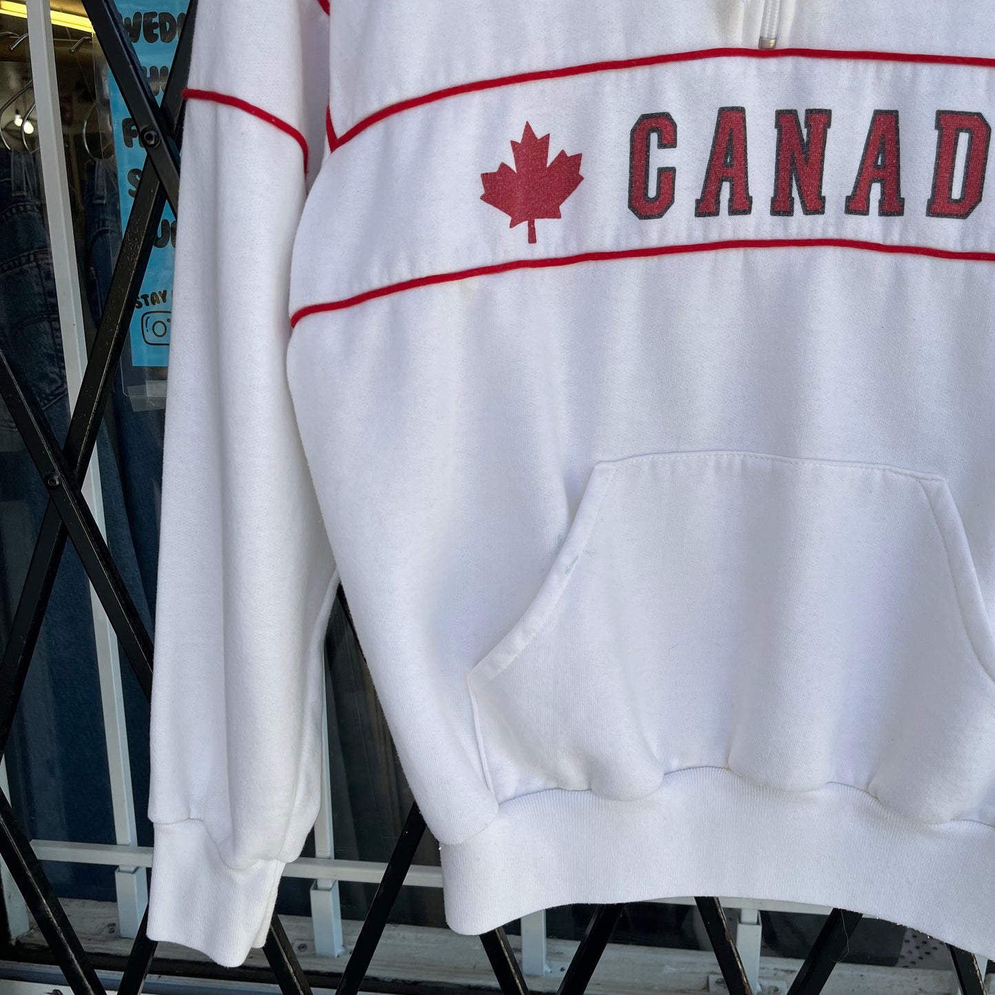 Vintage Canada Hoodie - Size M