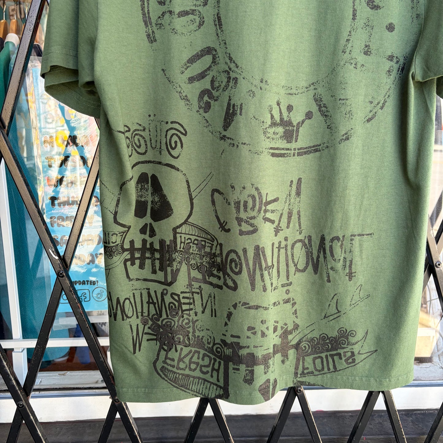Stussy Skulls Tee Pine - Size L