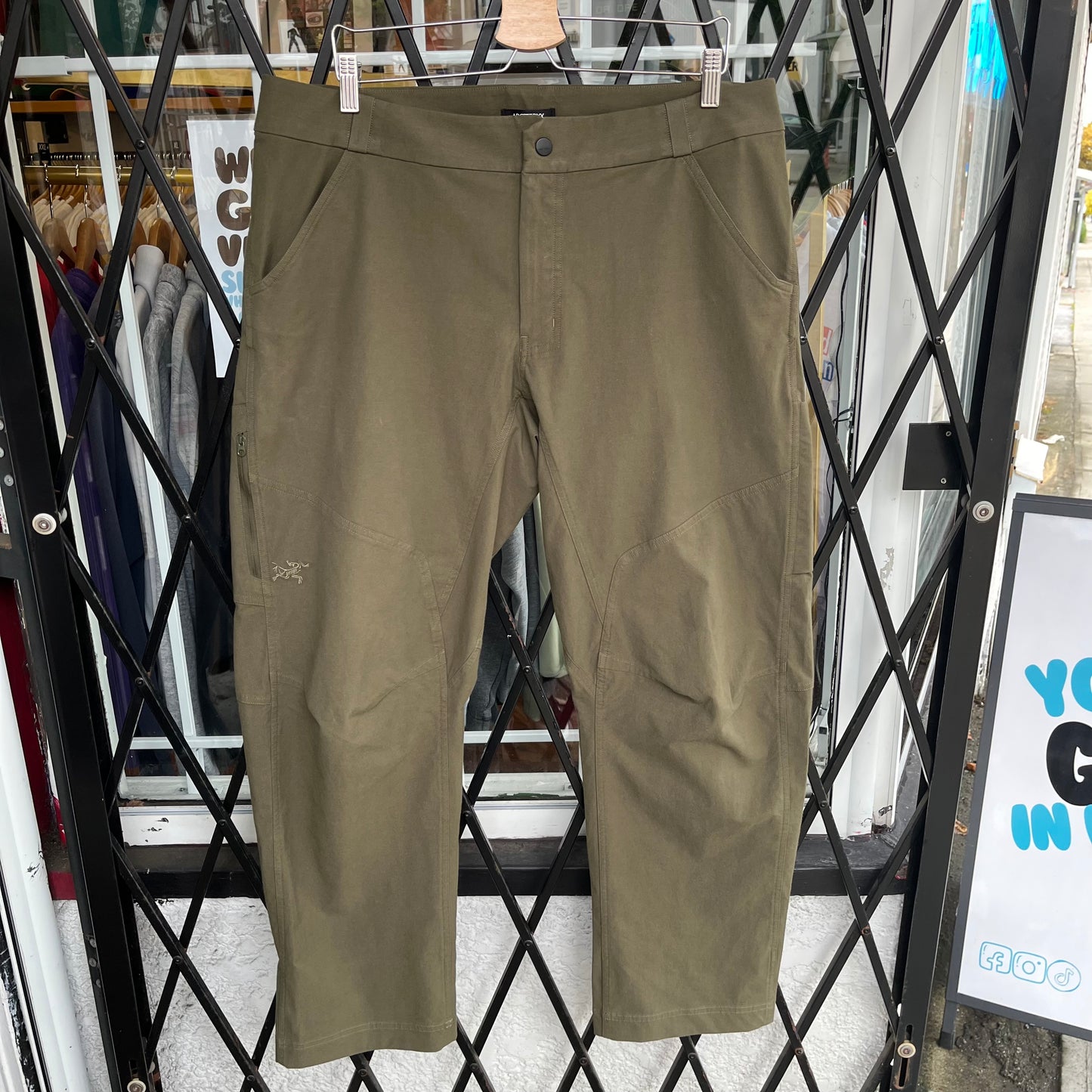 Arc’teryx Pants - Size 36W