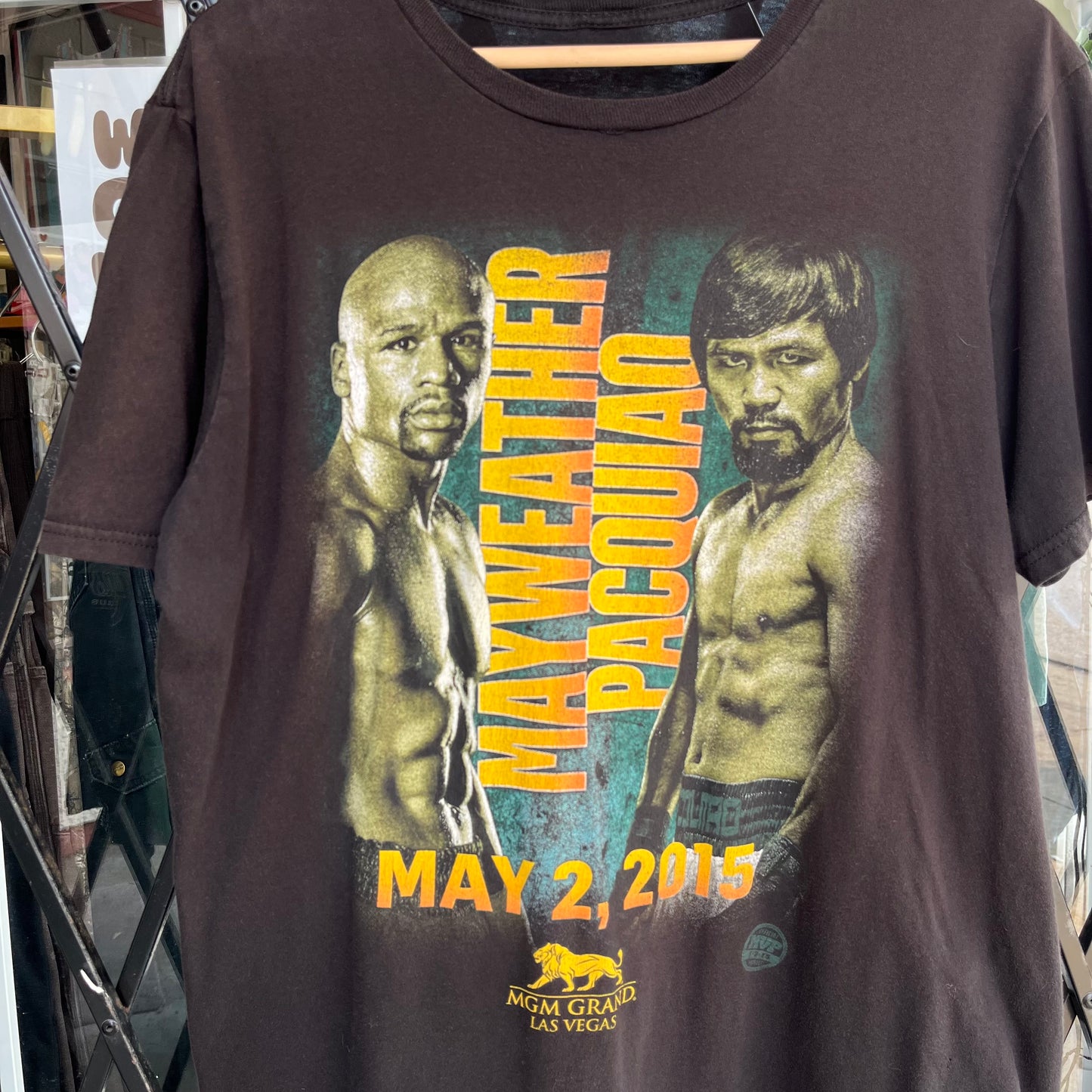 2015 Mayweather vs Pacquiao Tee - Size L