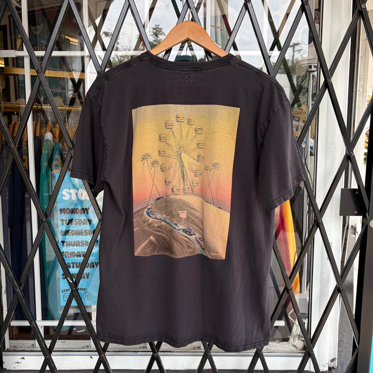 In-N-Out Ferris Wheel Tee - Size L