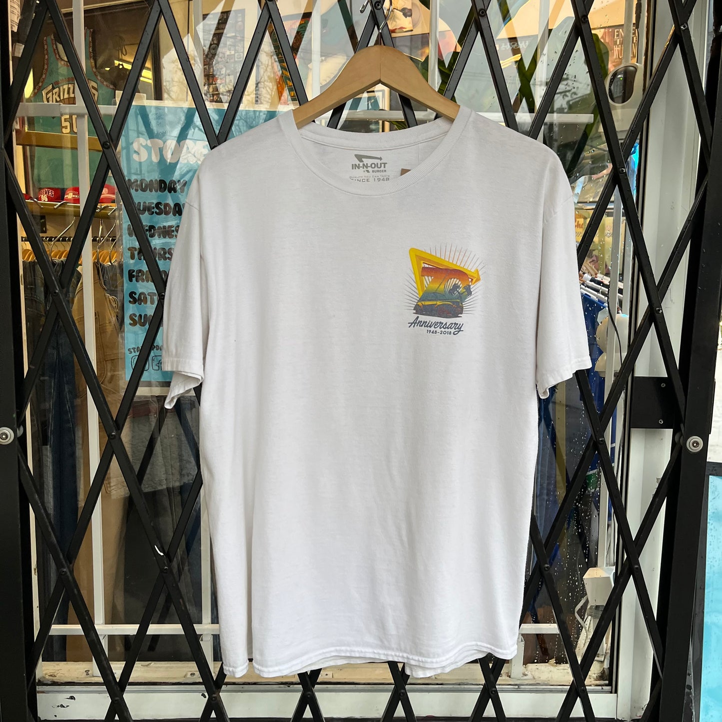 In-N-Out Ferris Wheel Tee - Size L