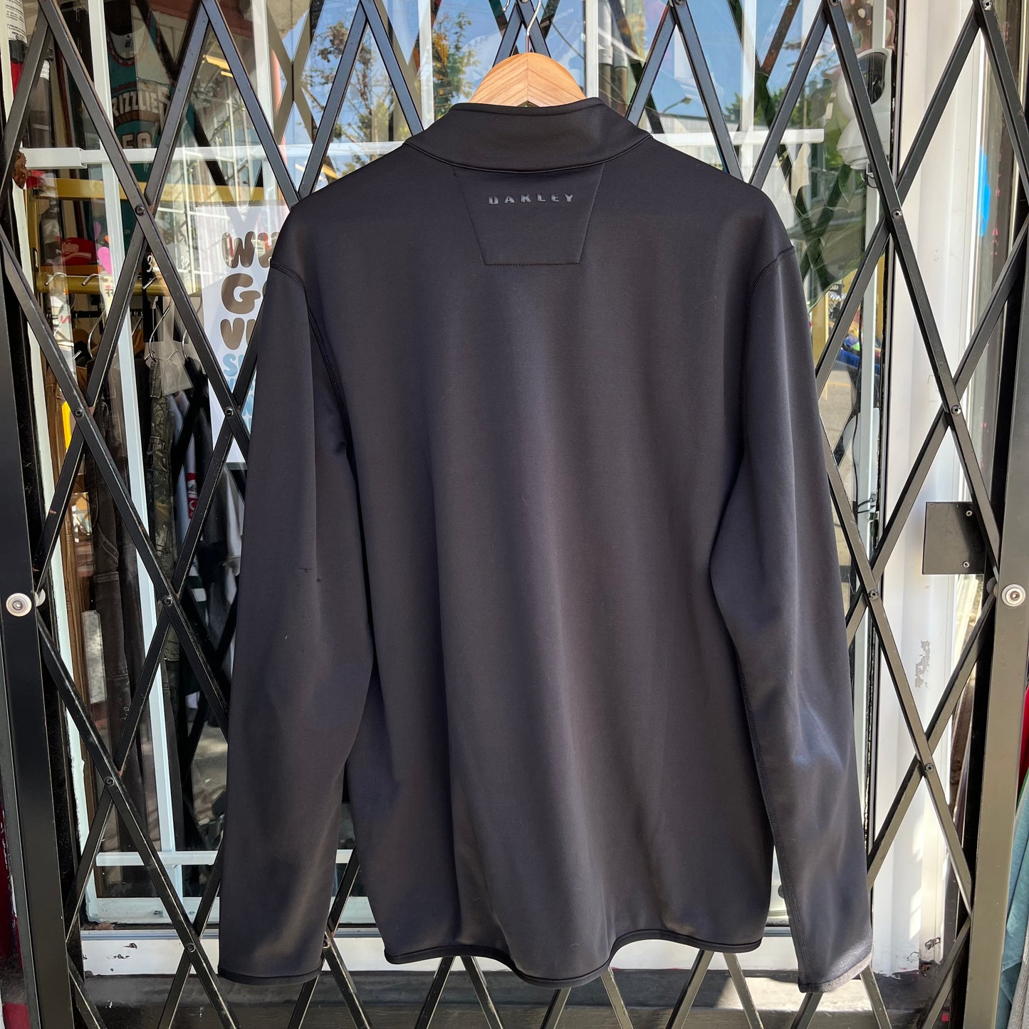 Oakley Quarter Zip Sweater - Size XL