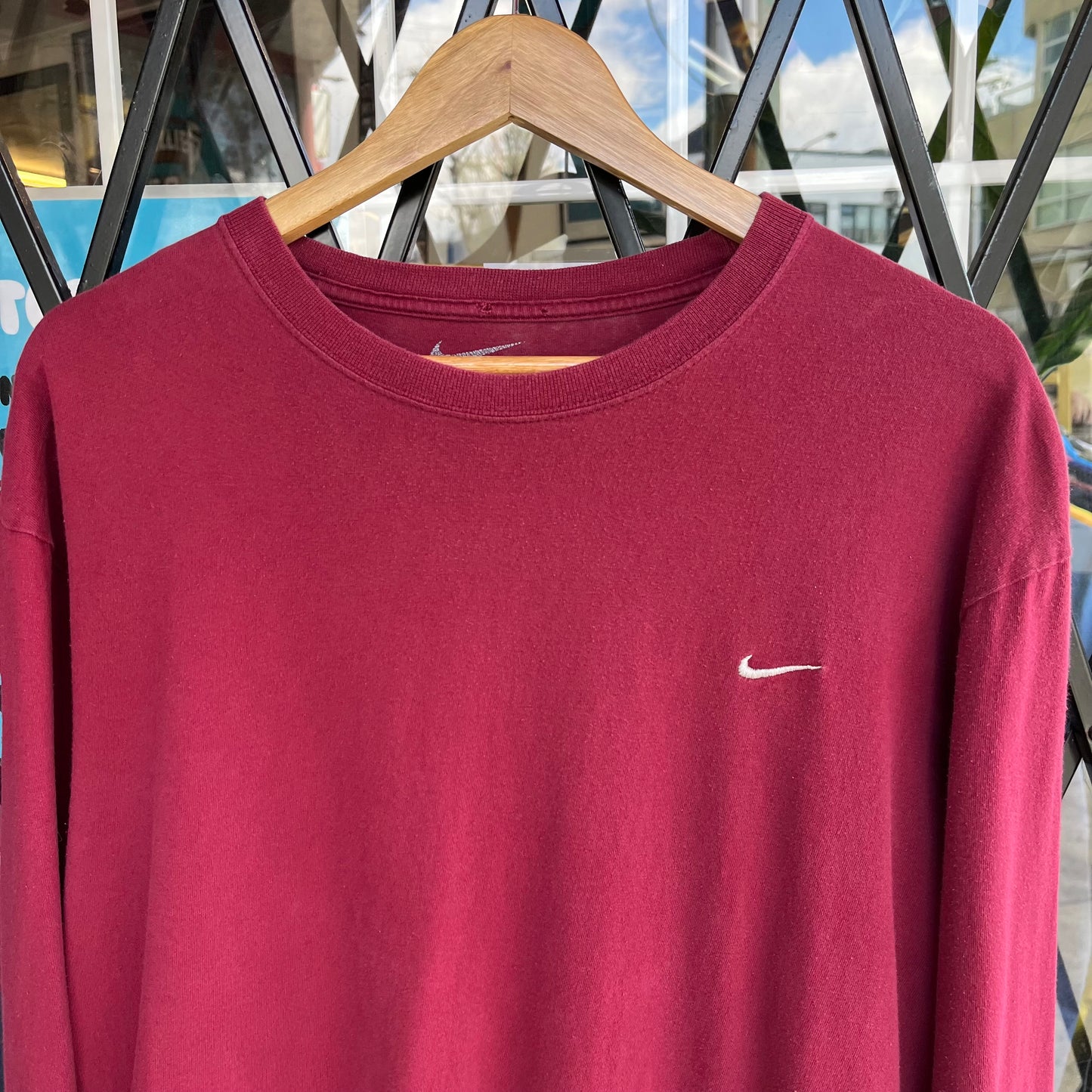 Nike Essential Long Sleeve - Size M