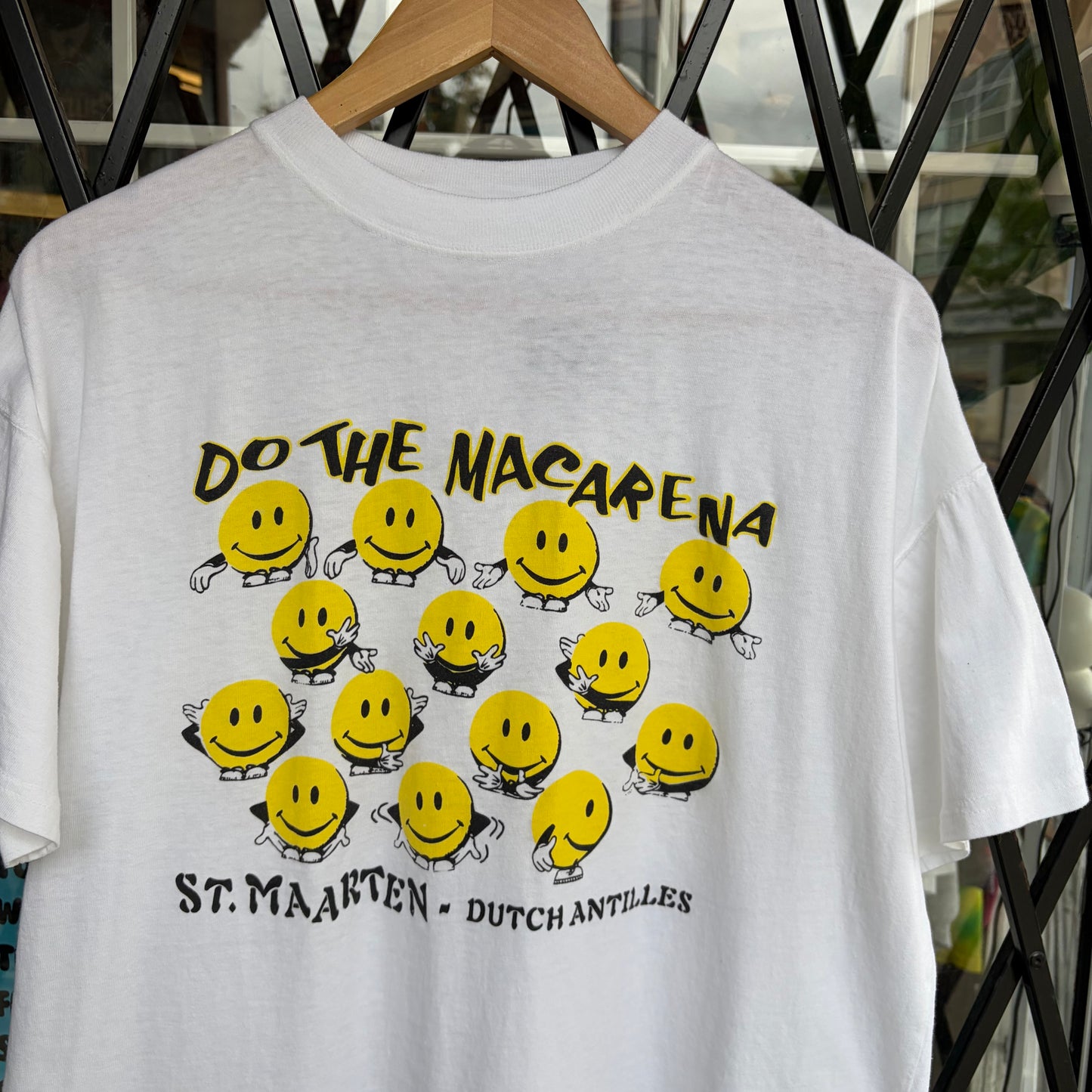 Vintage Smiley Face Macarena Tee - Size M