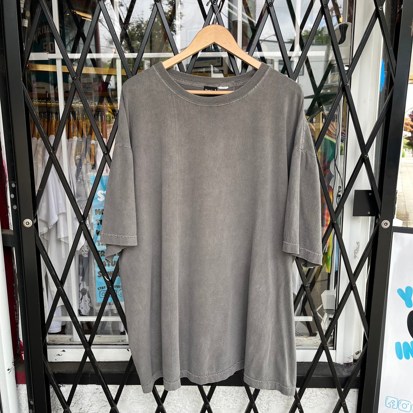 Vintage Blank Faded Tee - Size XXXL