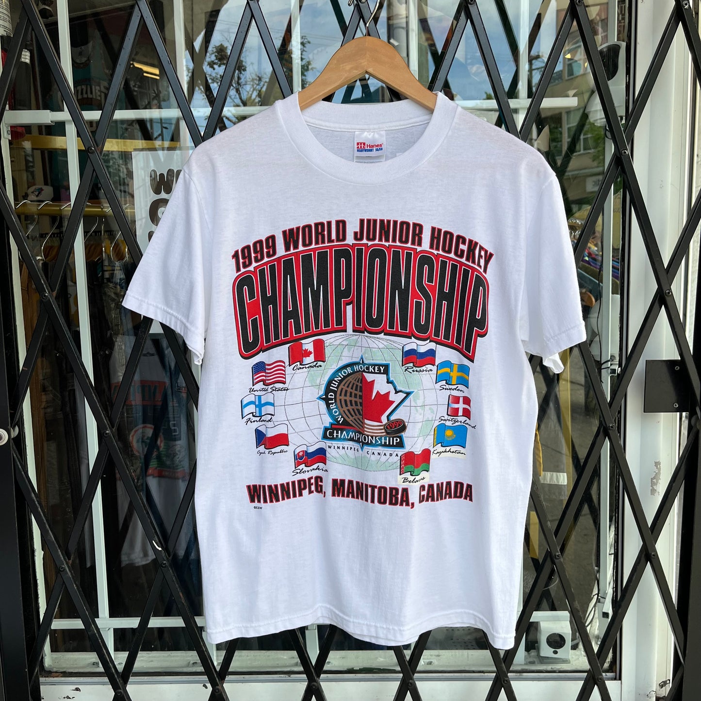 1999 World Jr. Hockey Tee - Size M